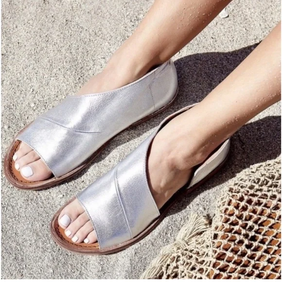 free people Mont Blanc Silver Cutout Sandals, Size EU 36/US 6 - Picture 2 of 11